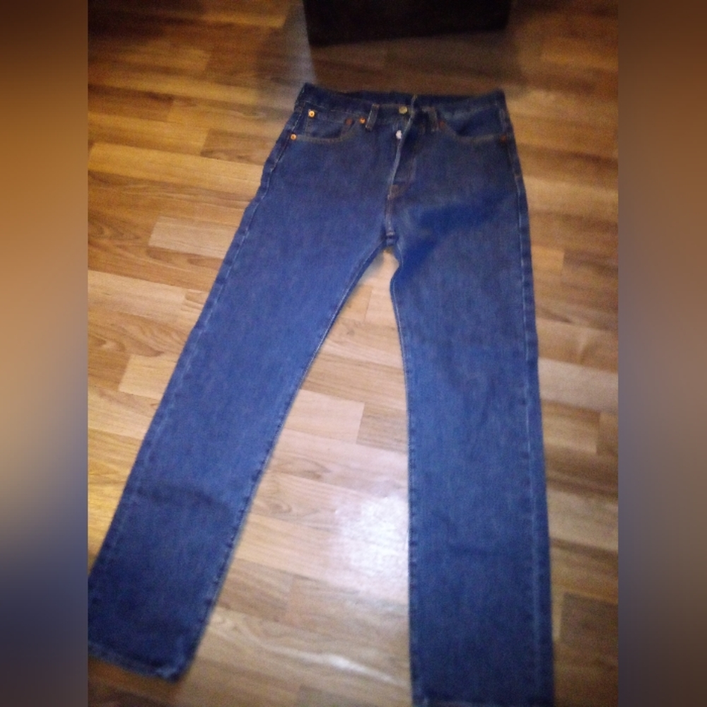 Levi's